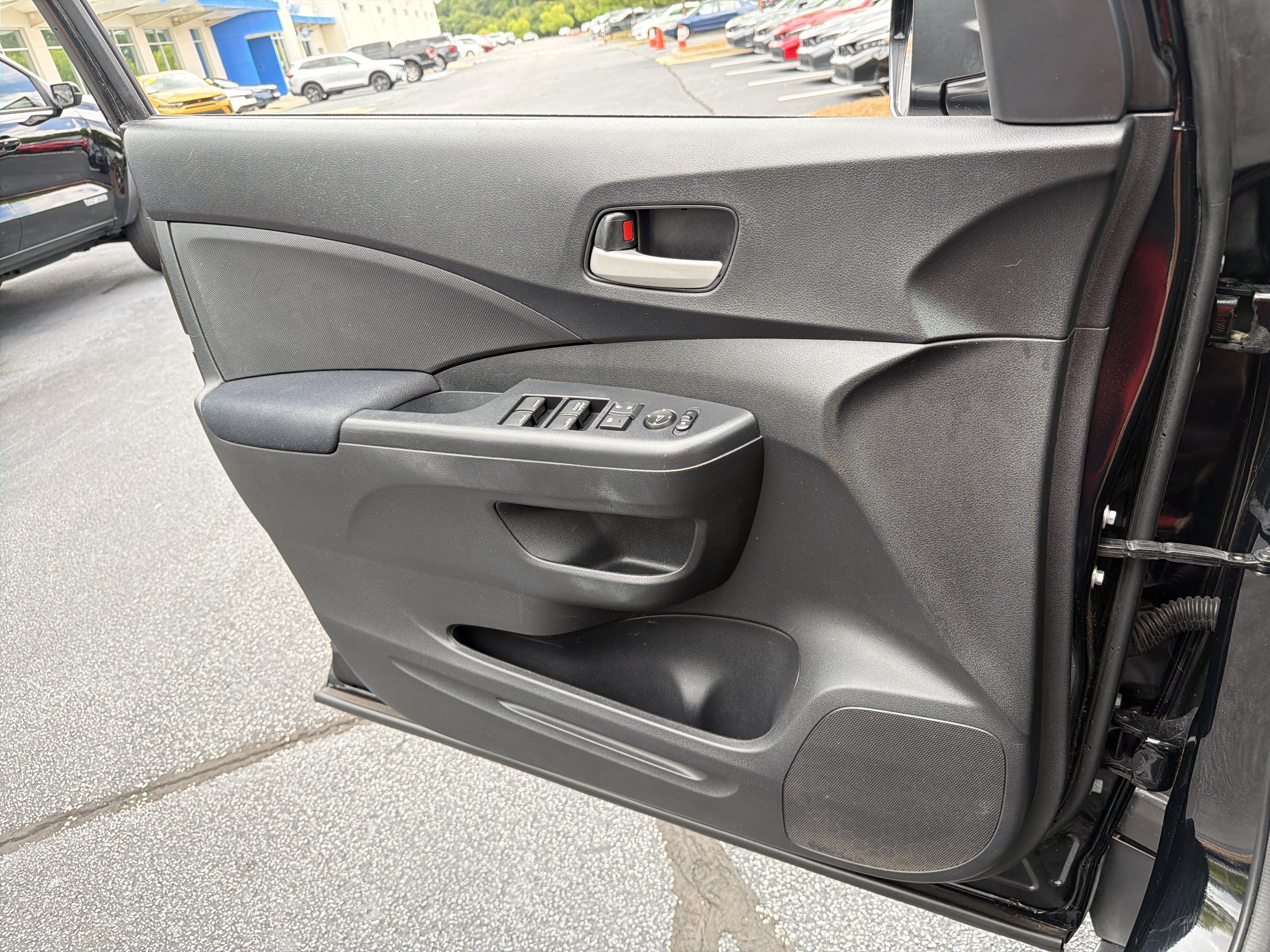 Used 2016 Honda CR-V SE image 12