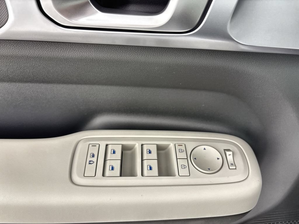 New 2026 Hyundai Santa Fe SE FWD image 15