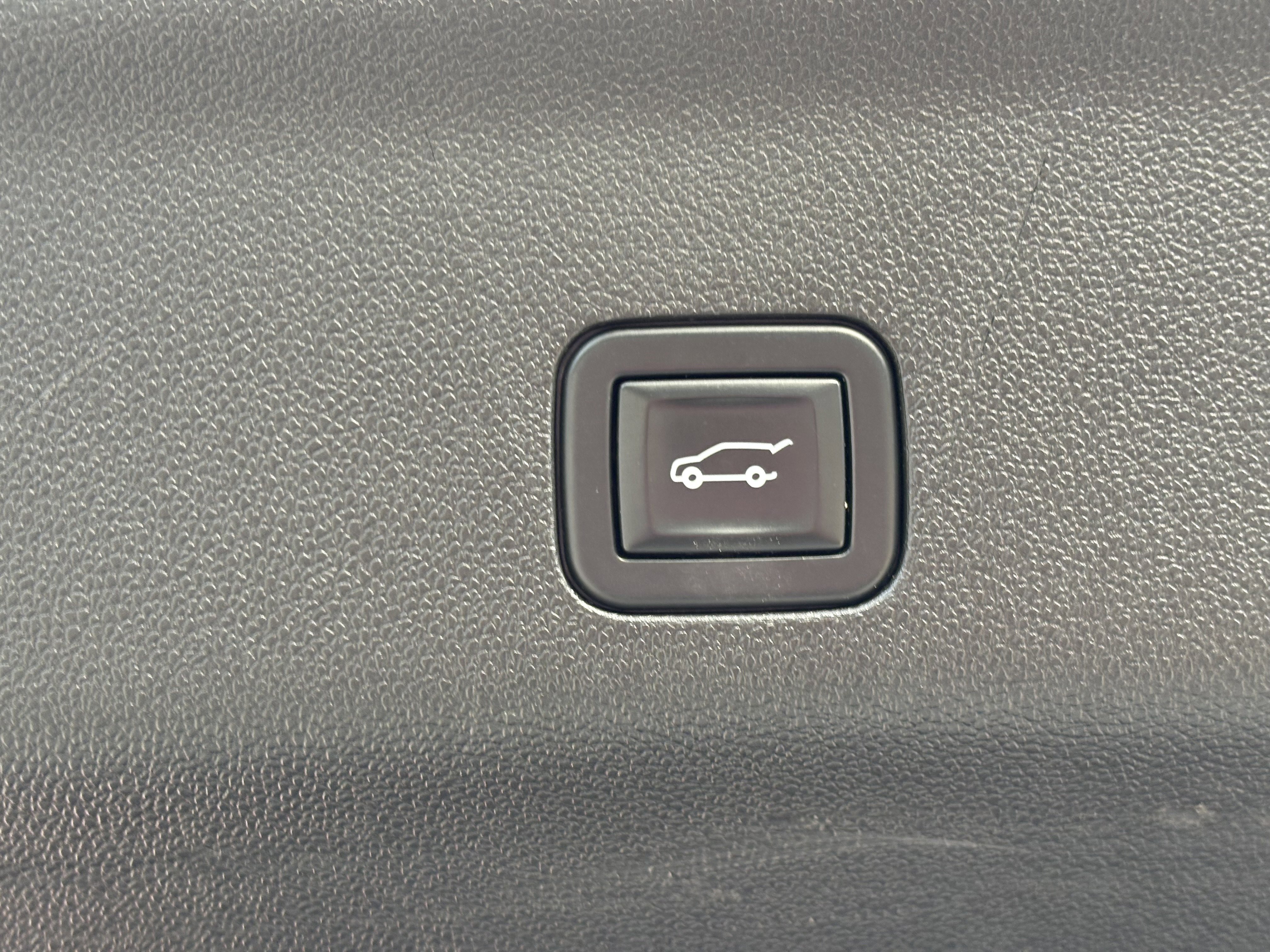 Used 2021 Cadillac Escalade Sport image 11