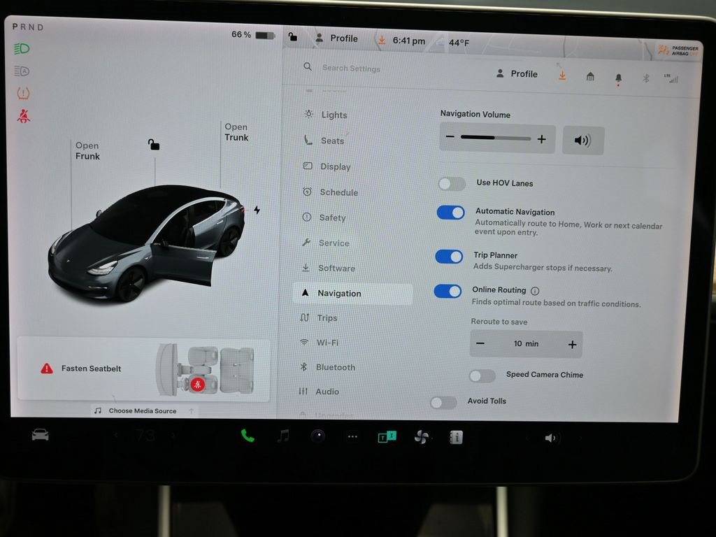Used 2018 Tesla Model 3 Long Range image 29