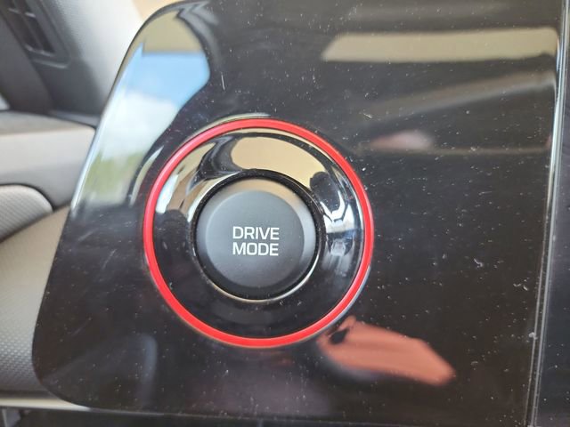 Used 2025 Hyundai Elantra N Line w/ Cargo Package image 18