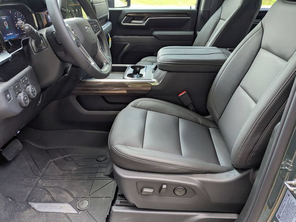 New 2026 Chevrolet Silverado 2500 LT w/ Trail Boss Package AWD/4WD image 11