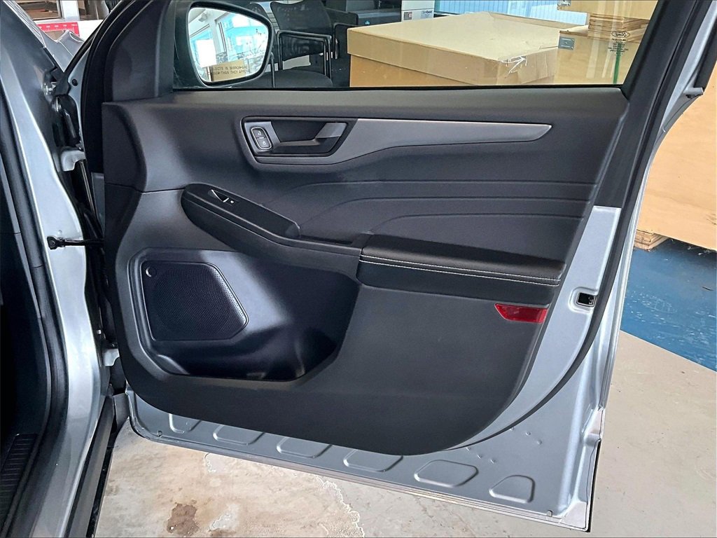 Used 2024 Ford Escape Active image 12