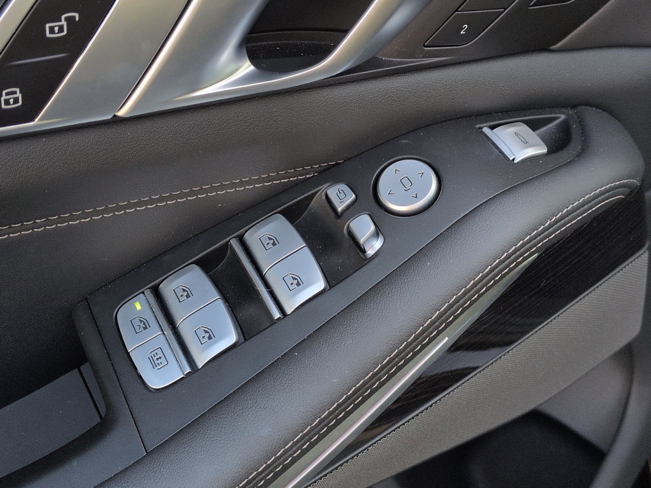 Used 2025 BMW X7 M60i AWD/4WD image 51