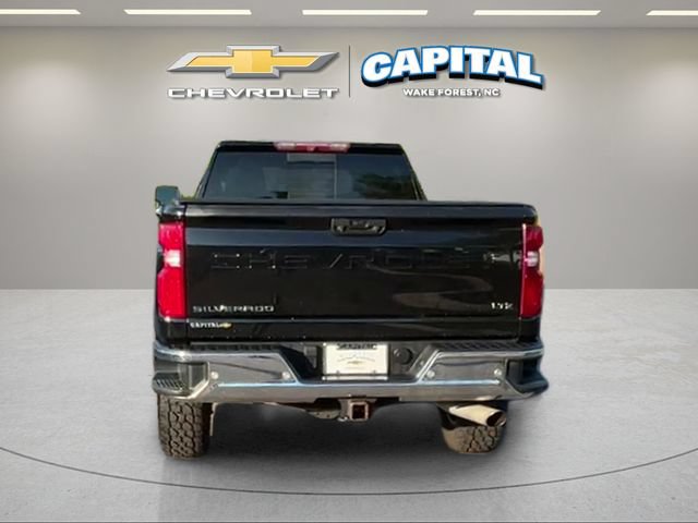 Used 2022 Chevrolet Silverado 2500 LTZ w/ LTZ Convenience Package AWD/4WD image 5