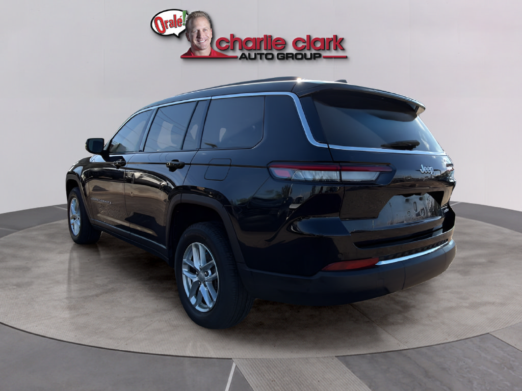 Used 2025 Jeep Grand Cherokee L Laredo RWD image 3