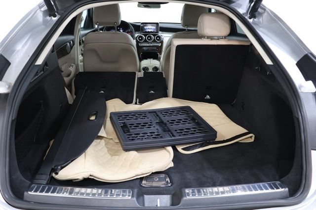 Used 2019 Mercedes-Benz GLC 300 4MATIC Coupe image 33