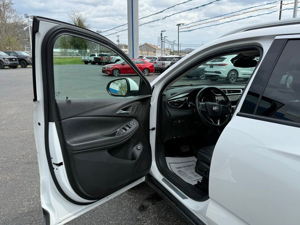 Used 2023 Buick Encore GX Essence w/ Experience Buick Package AWD/4WD image 10