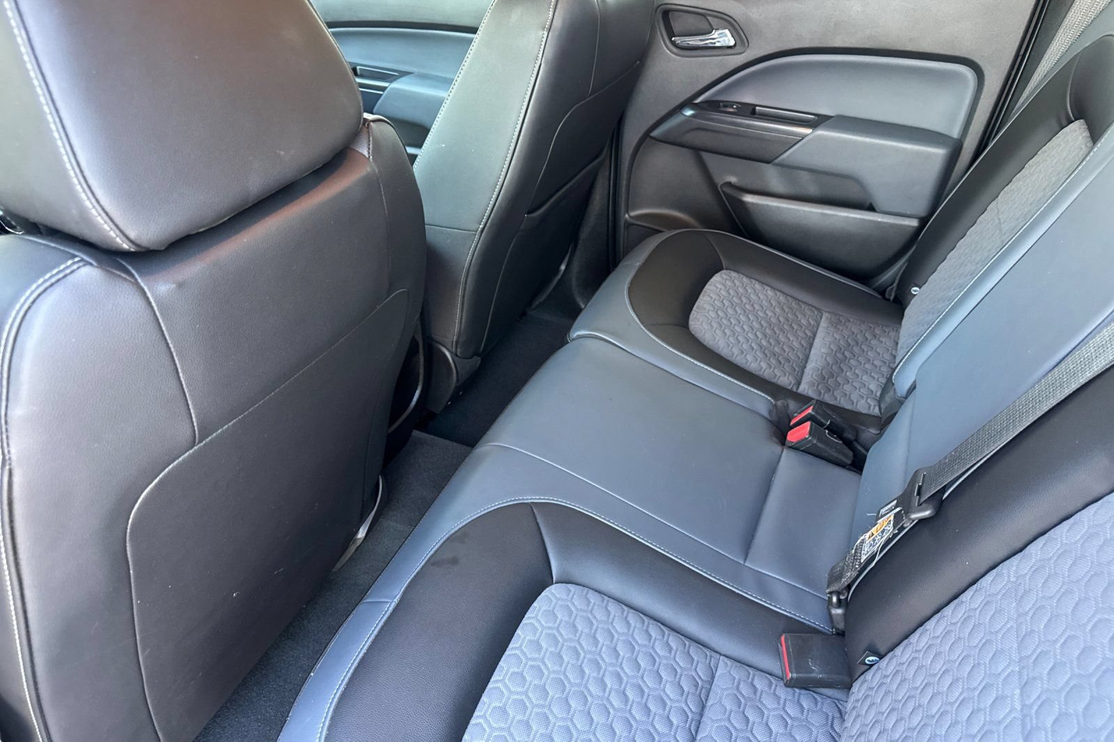 Certified 2022 Chevrolet Colorado Z71 w/ Safety Package RWD image 13