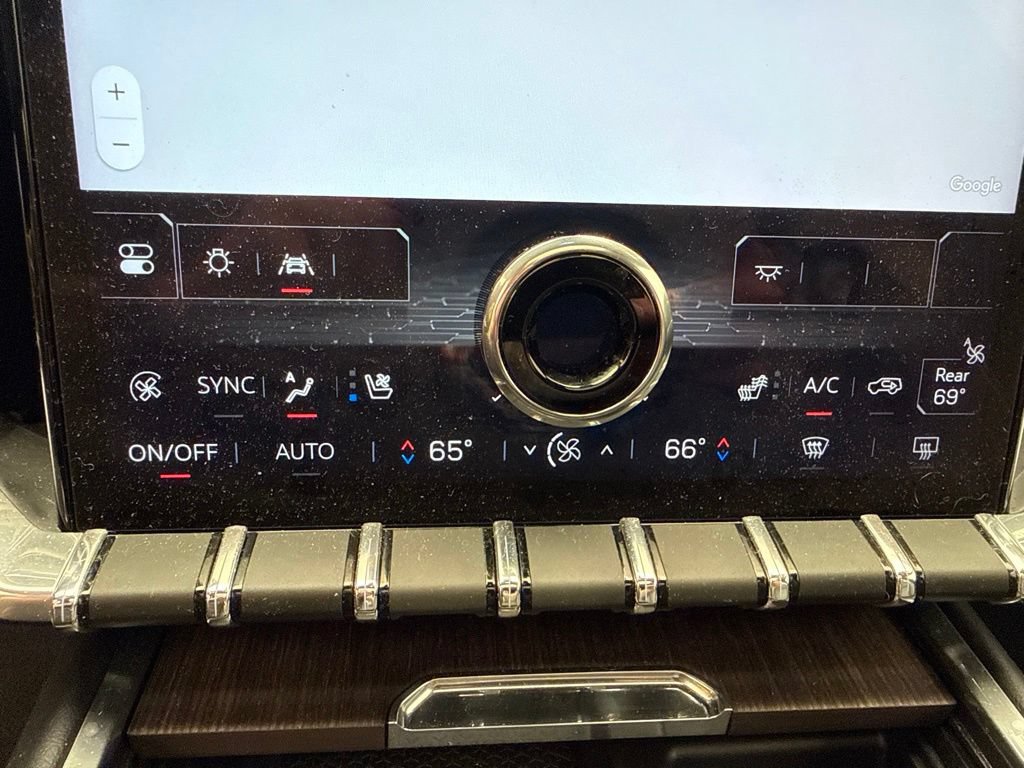 Used 2025 GMC Acadia Denali AWD/4WD image 36