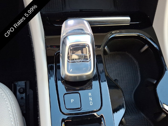 Certified 2024 Volvo XC40 B5 Plus w/ Climate Package AWD/4WD image 18