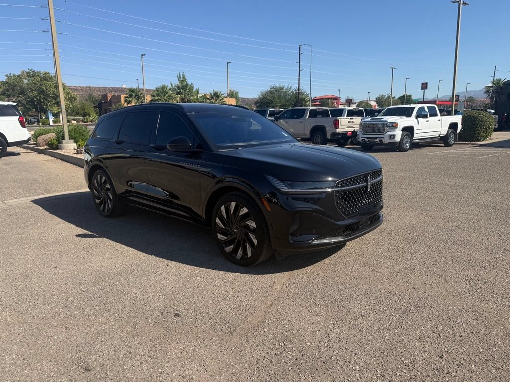 Used 2024 Lincoln Nautilus Reserve w/ Equipment Group 202A AWD/4WD image 3