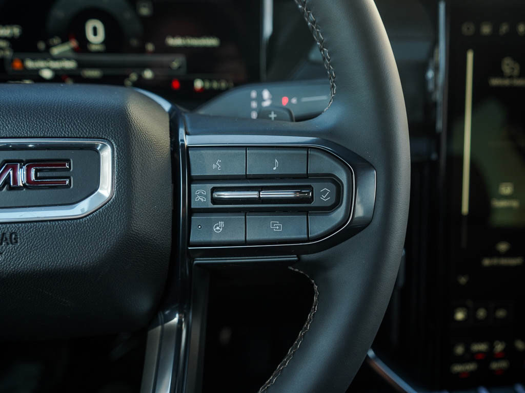 New 2025 GMC Acadia AT4 image 23