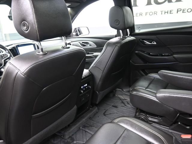 Used 2023 Chevrolet Traverse LT w/ LT Premium Package image 24