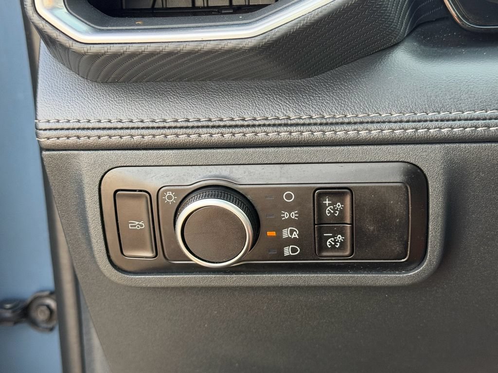 Used 2025 Ford Mustang GT Premium RWD image 25