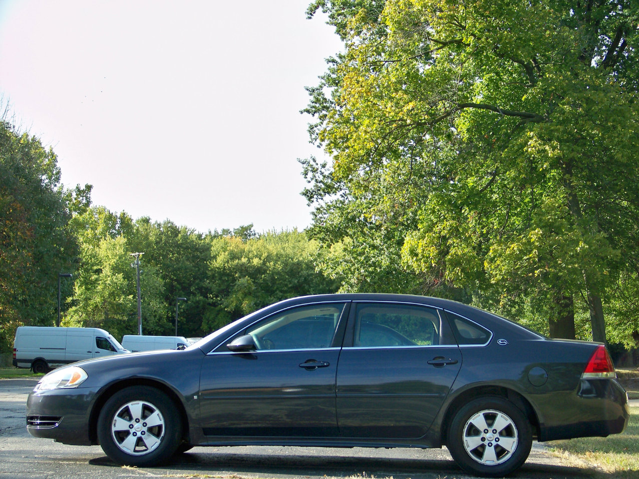 Used 2009 Chevrolet Impala LT image 10