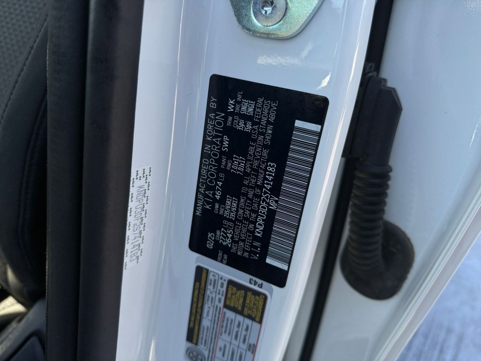 Used 2025 Kia Sportage LX image 28