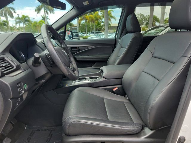 Used 2025 Honda Passport EX-L image 14