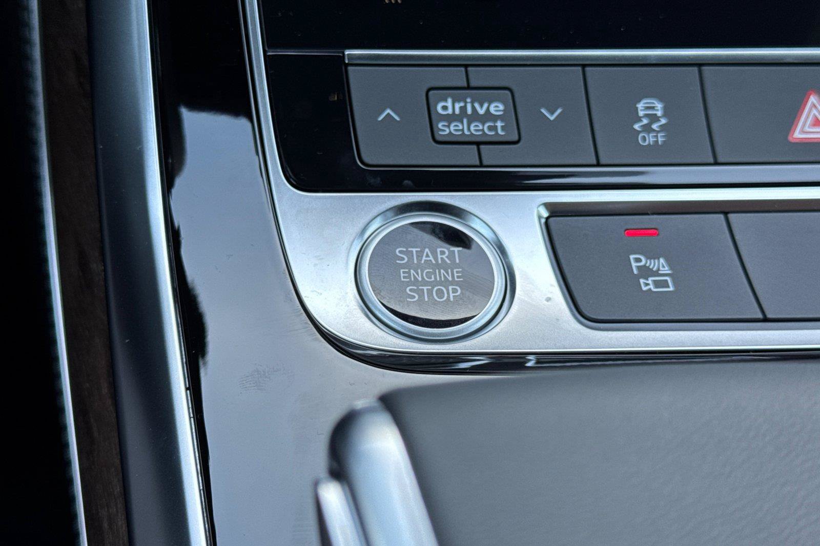 Certified 2026 Audi Q7 2.0T Premium Plus AWD/4WD image 23