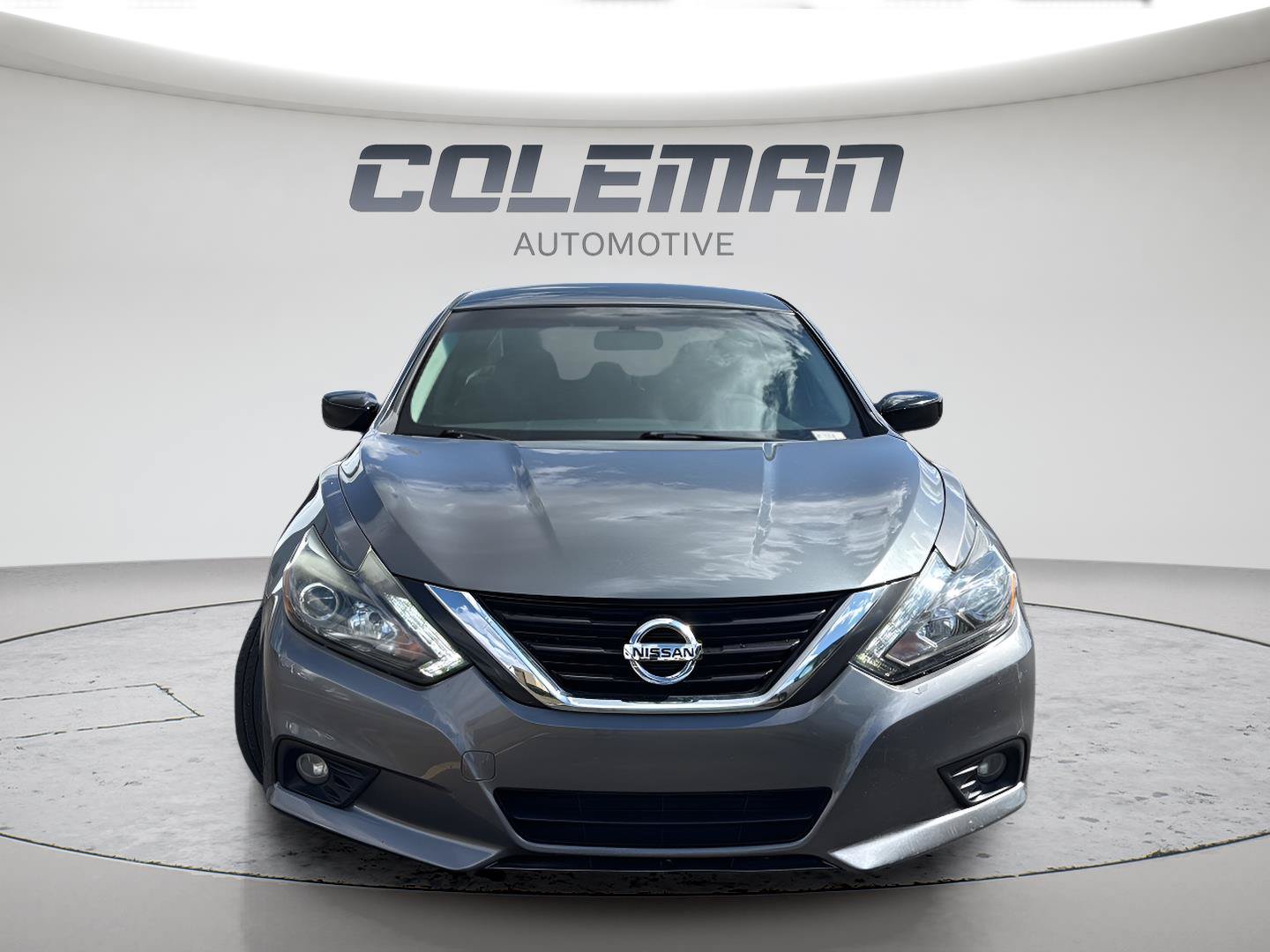 Used 2017 Nissan Altima 2.5 SR w/ Midnight Edition Package FWD image 12