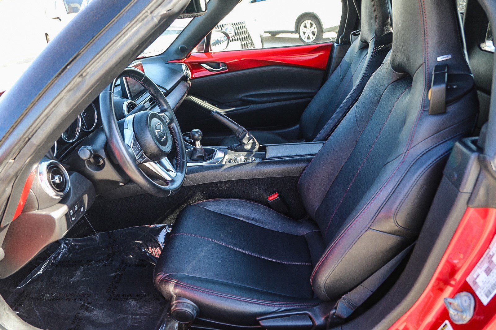 Used 2017 MAZDA MX-5 Miata Grand Touring RWD image 16