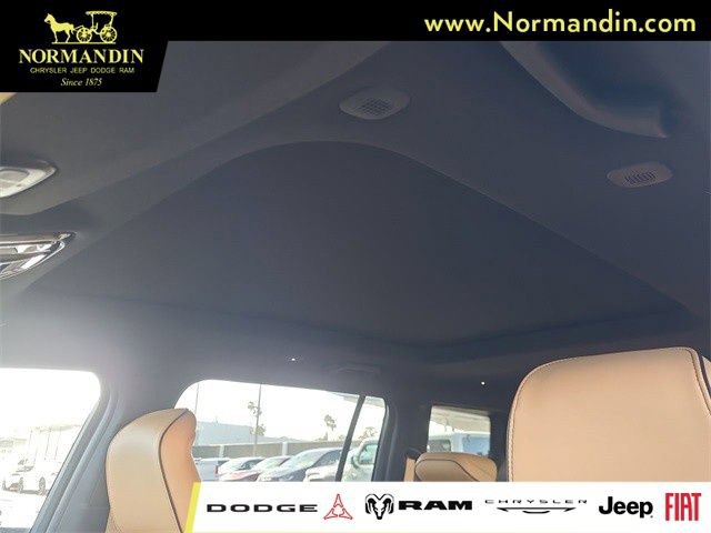 New 2024 Jeep Grand Cherokee L Summit AWD/4WD image 22