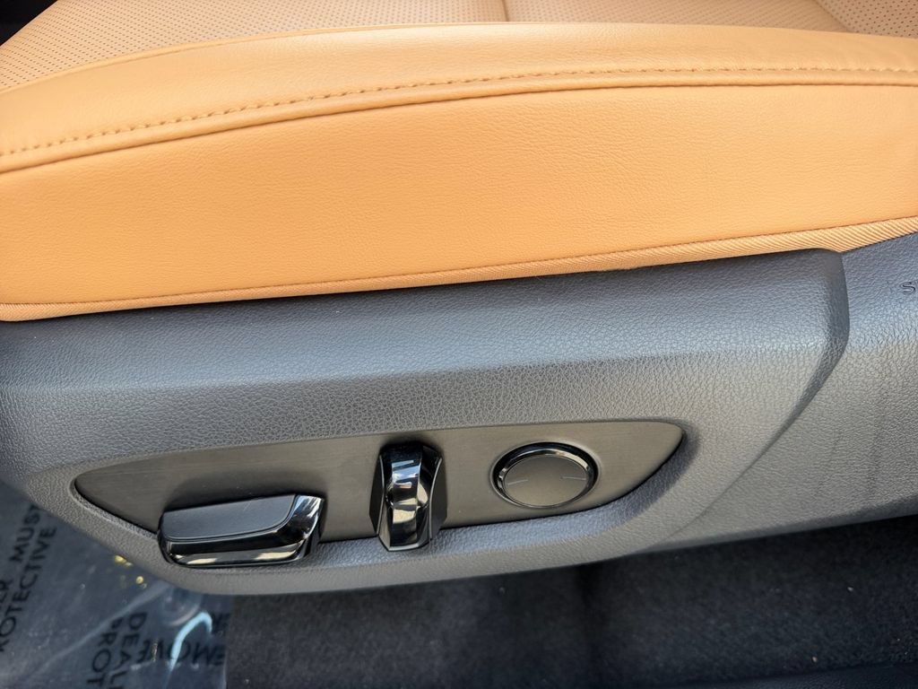 Certified 2025 Lexus NX 350 AWD w/ Accessory Package (Z2) image 16