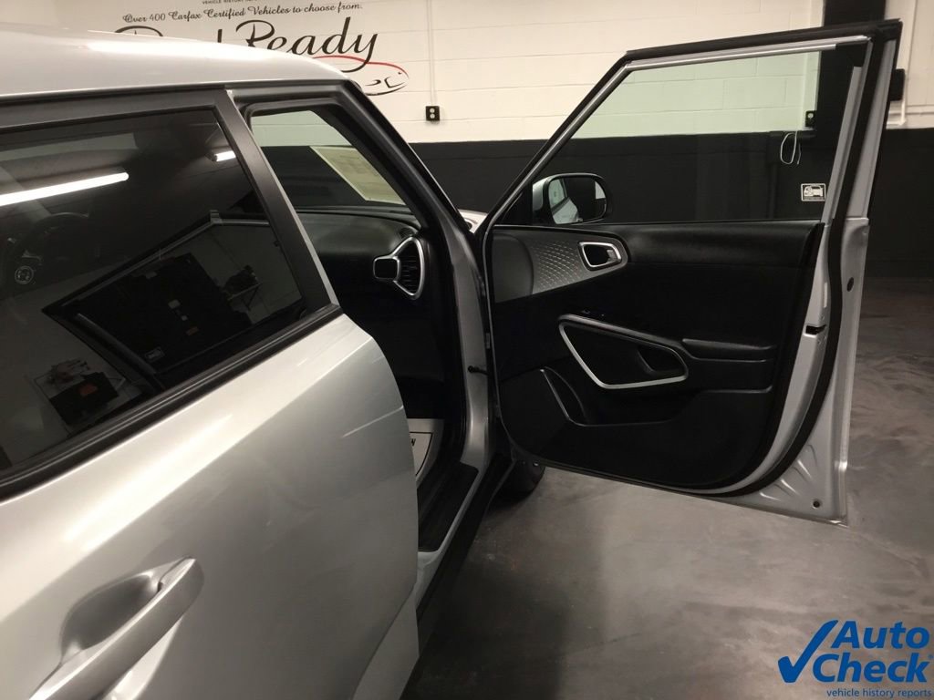 Used 2021 Kia Soul LX FWD image 36