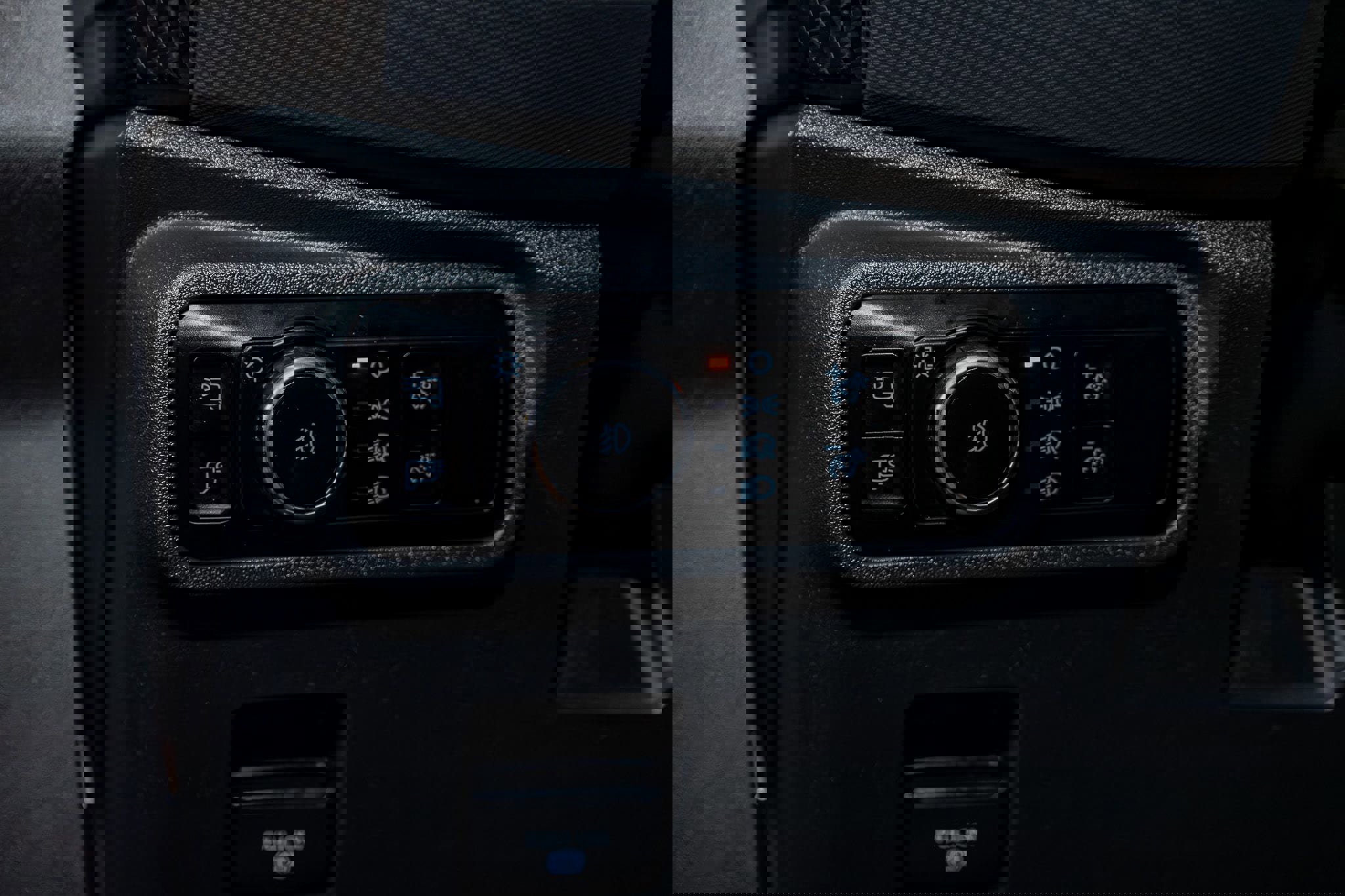 Used 2024 Ford Bronco Raptor w/ Interior Carbon Fiber Pack 6 image 18