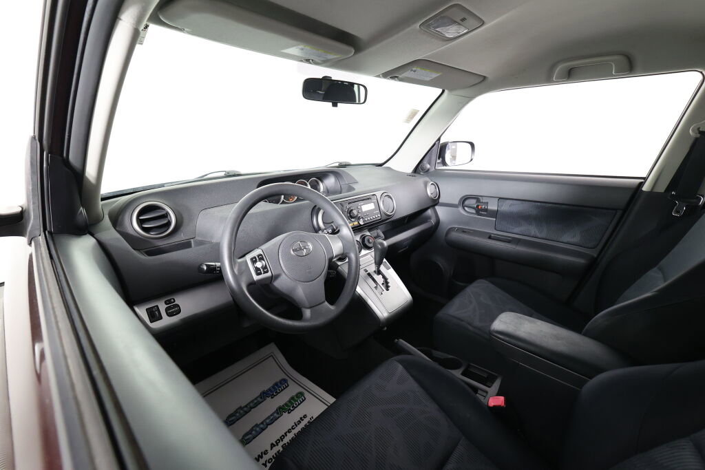 Used 2012 Scion xB image 10