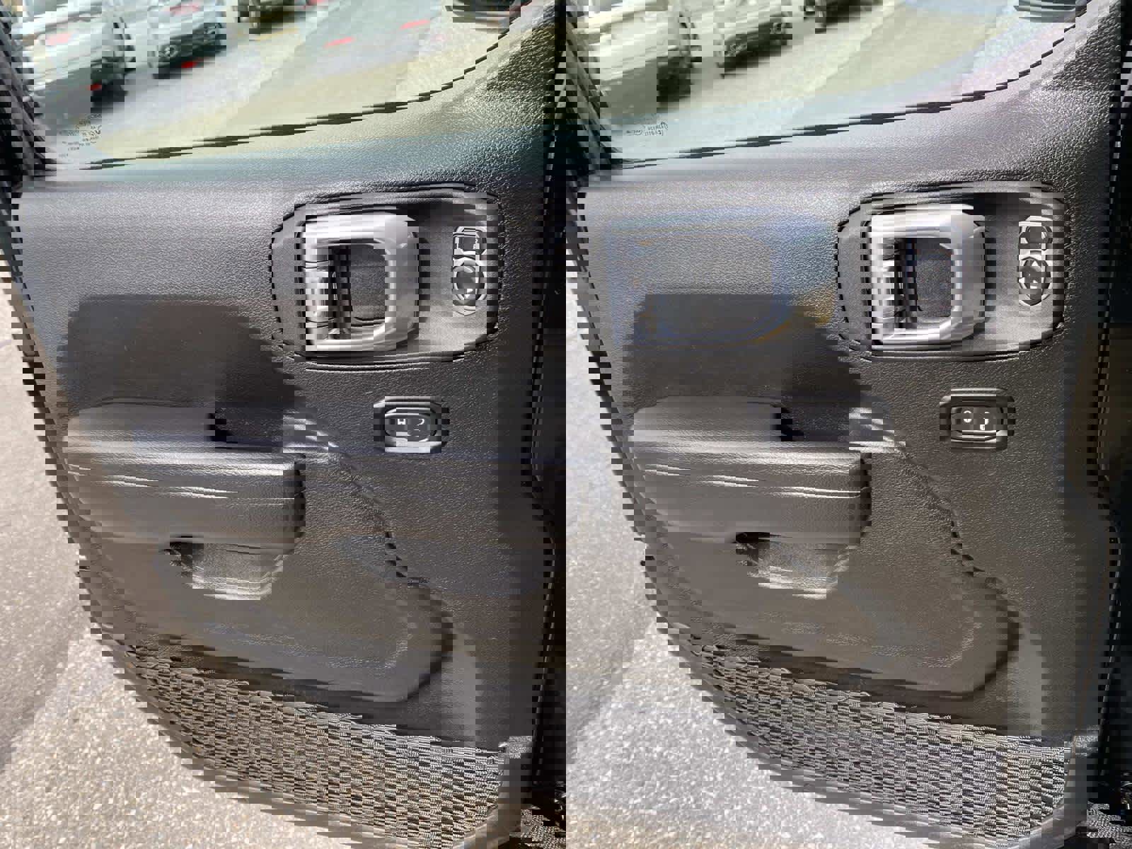 Certified 2025 Jeep Wrangler Unlimited Rubicon AWD/4WD image 22