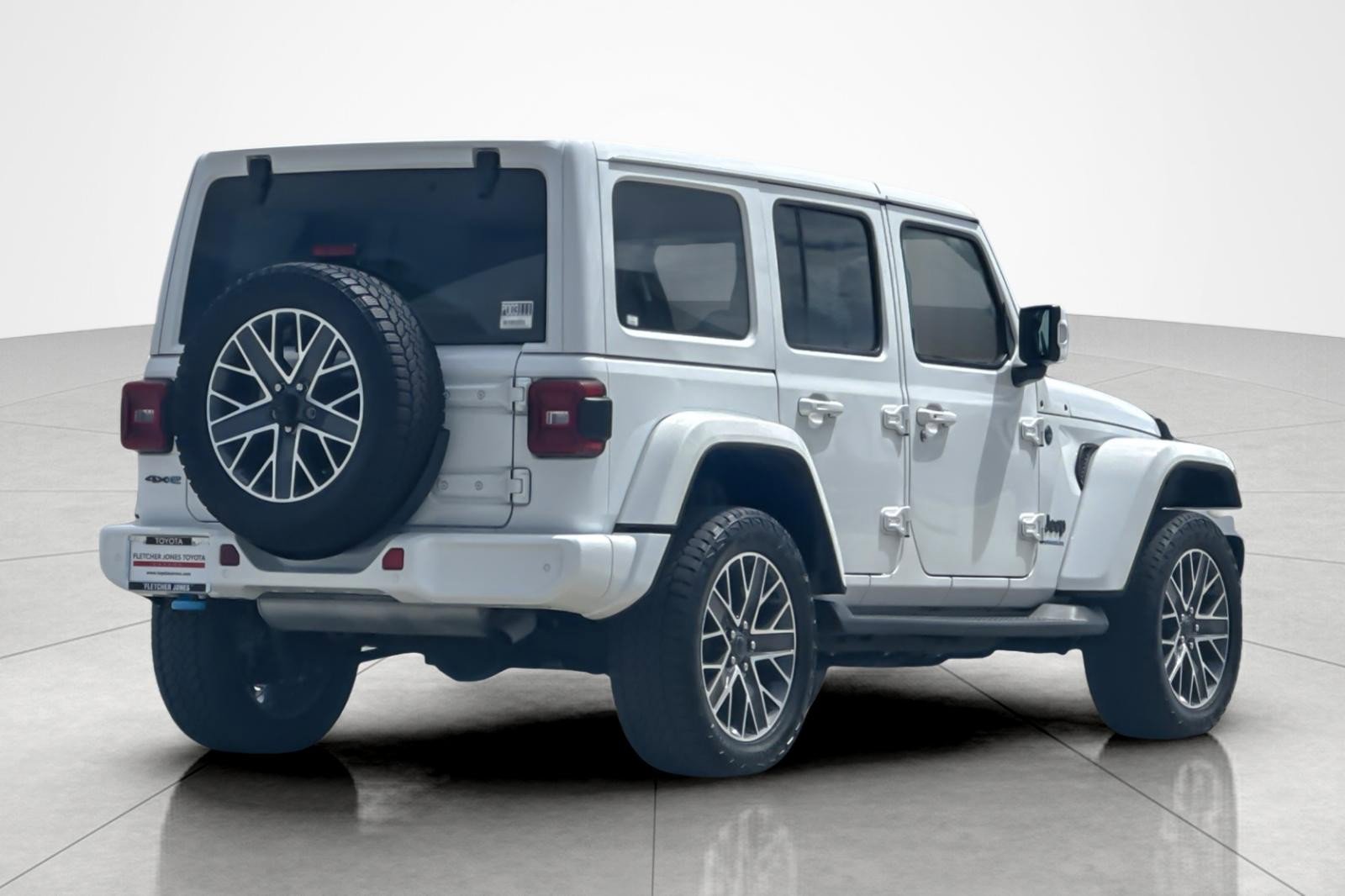Used 2024 Jeep Wrangler High Altitude AWD/4WD image 5