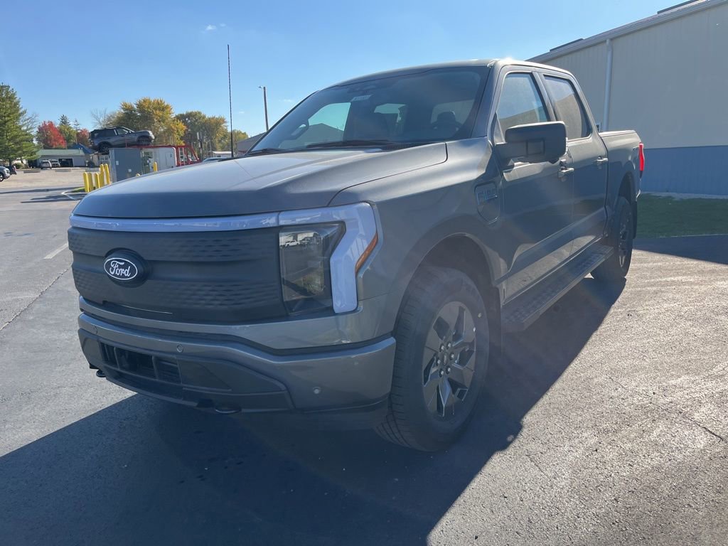 New 2025 Ford F150 Lightning Flash image 7