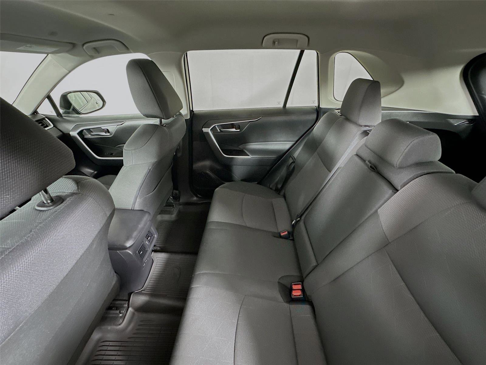 Certified 2025 Toyota RAV4 XLE AWD/4WD image 11