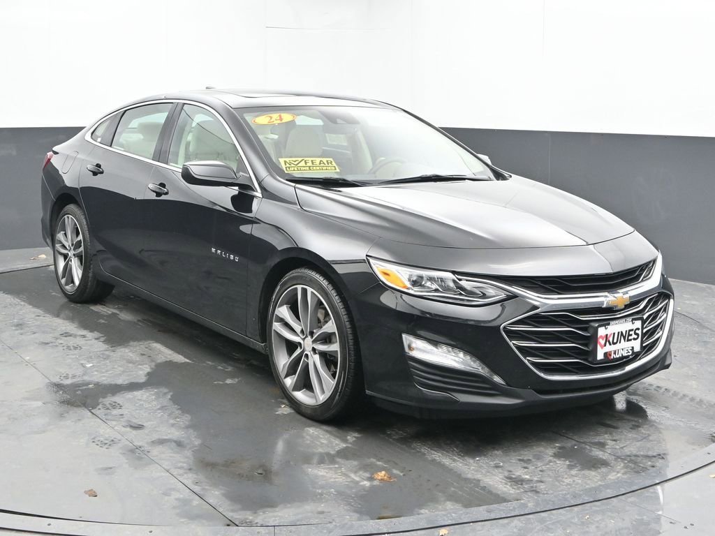 Used 2024 Chevrolet Malibu LT image 3