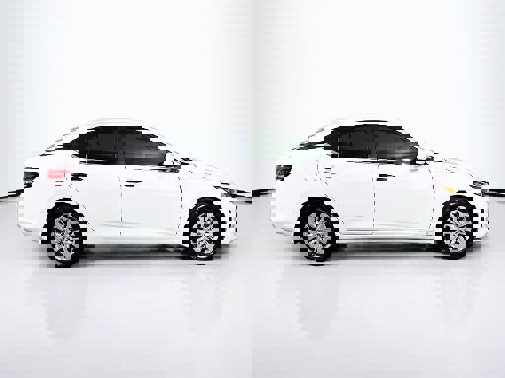 Used 2024 Nissan Sentra S image 24