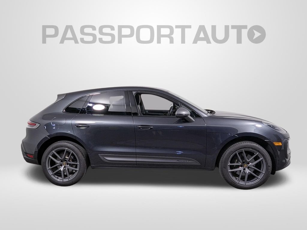 Used 2025 Porsche Macan AWD/4WD image 8