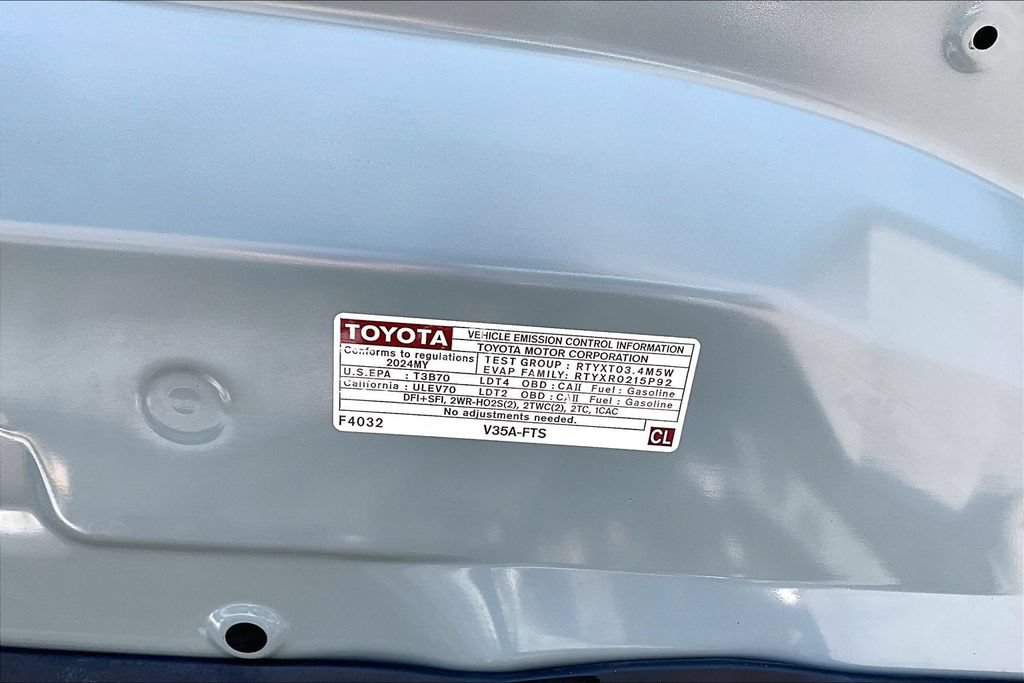 Used 2024 Toyota Tundra SR5 w/ SR5 Premium Package AWD/4WD image 33