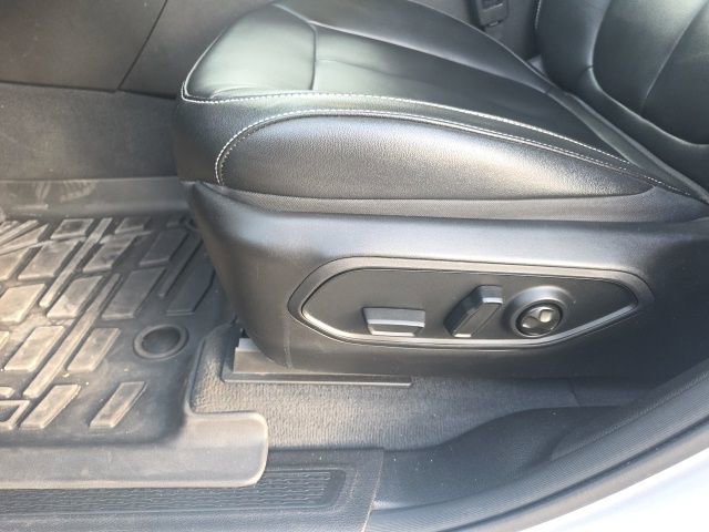 Used 2023 Jeep Grand Cherokee L Limited image 17