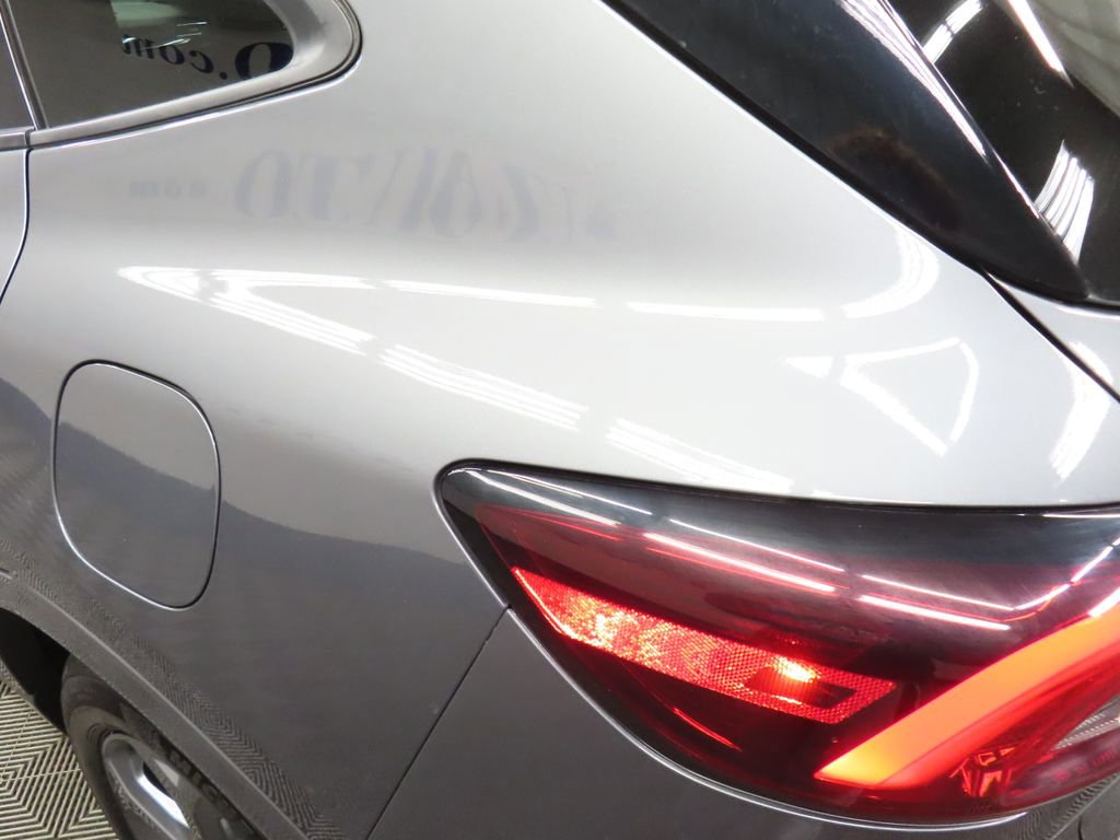 Used 2024 Ford Escape ST-Line image 32