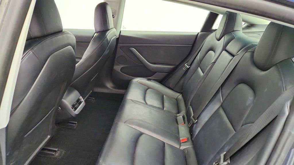 Used 2023 Tesla Model 3 Standard Range image 24