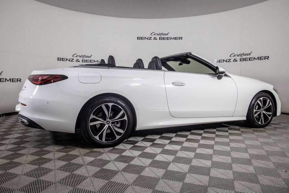 Used 2025 Mercedes-Benz CLE 300 4MATIC Cabriolet image 16