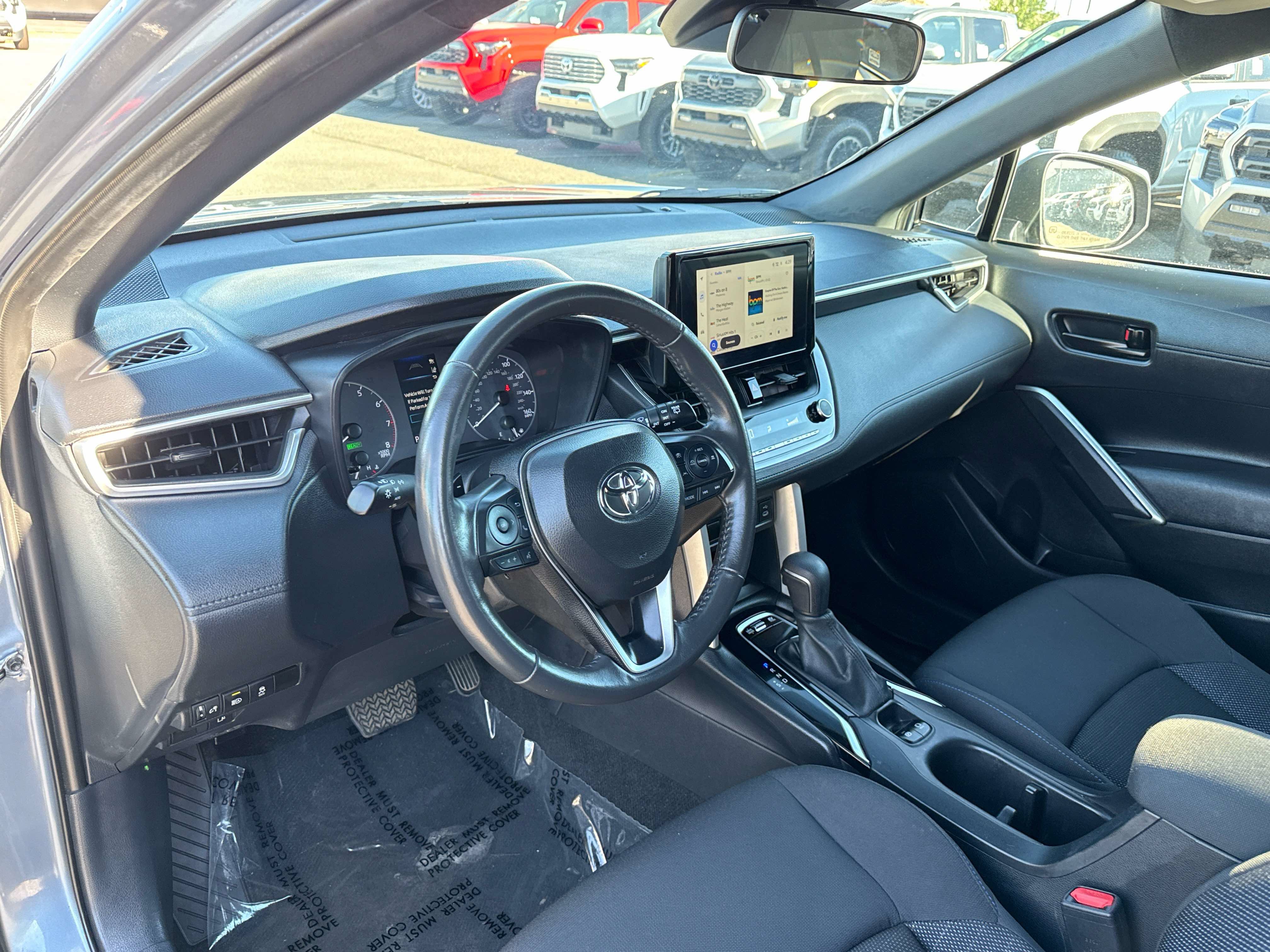 Used 2024 Toyota Corolla Cross AWD Hybrid image 10