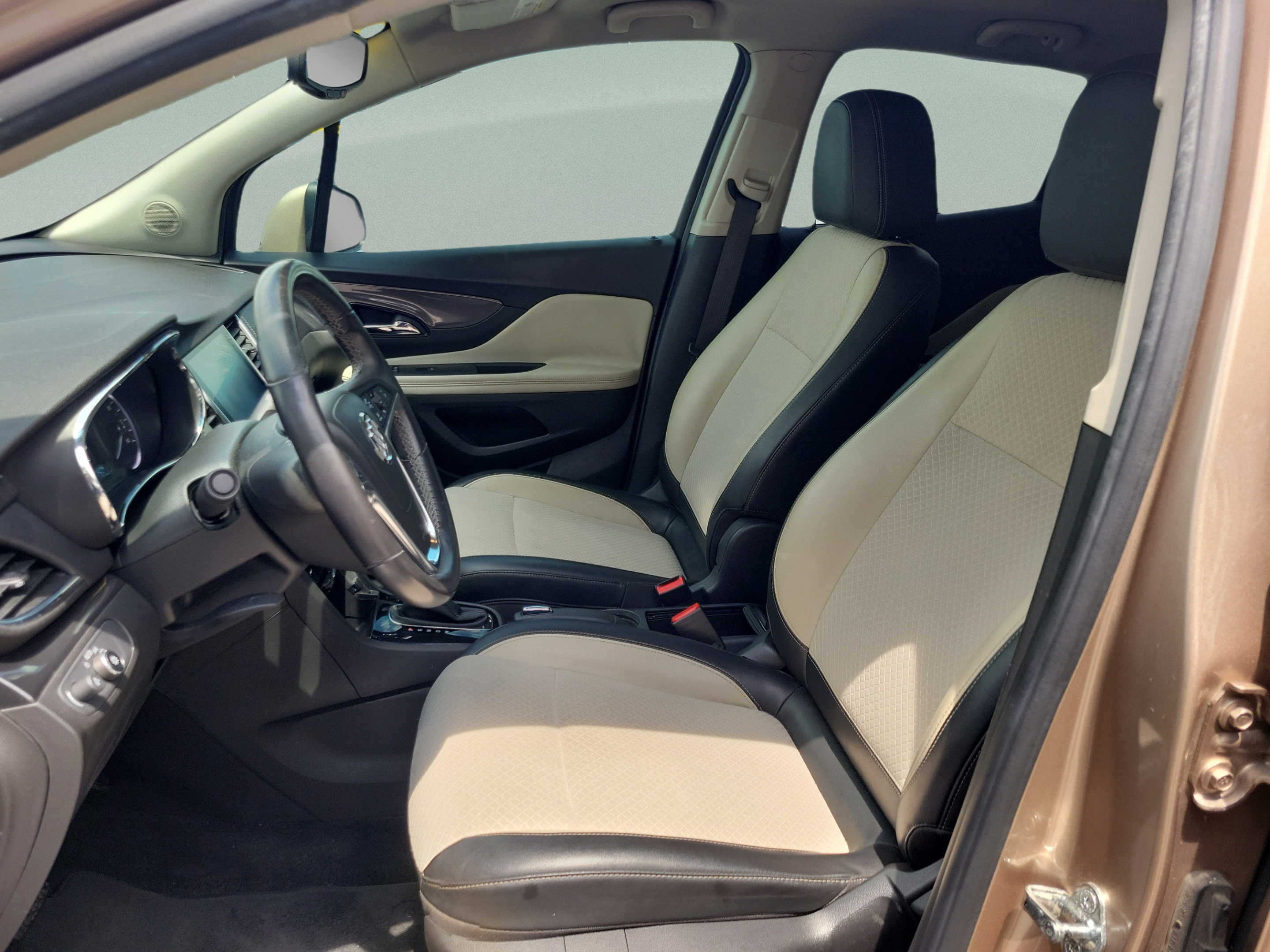 Used 2018 Buick Encore Preferred FWD image 17