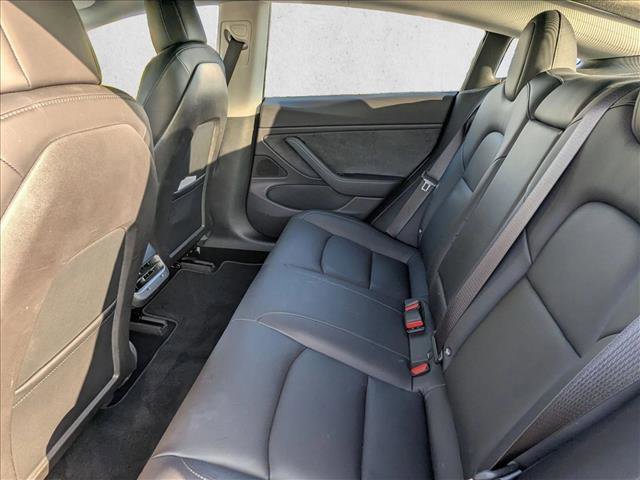 Used 2018 Tesla Model 3 Long Range image 19