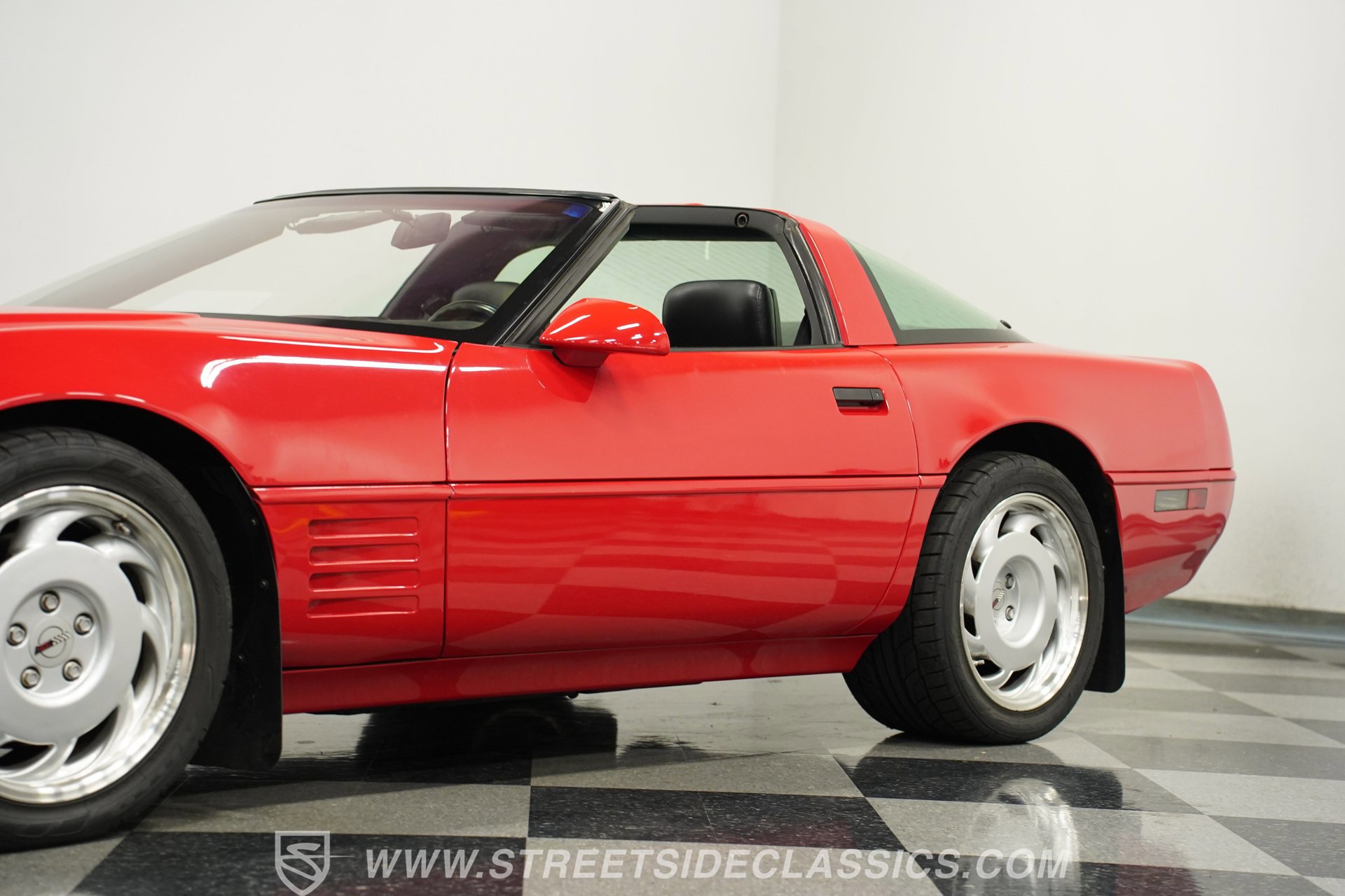 Used 1991 Chevrolet Corvette ZR-1 image 21