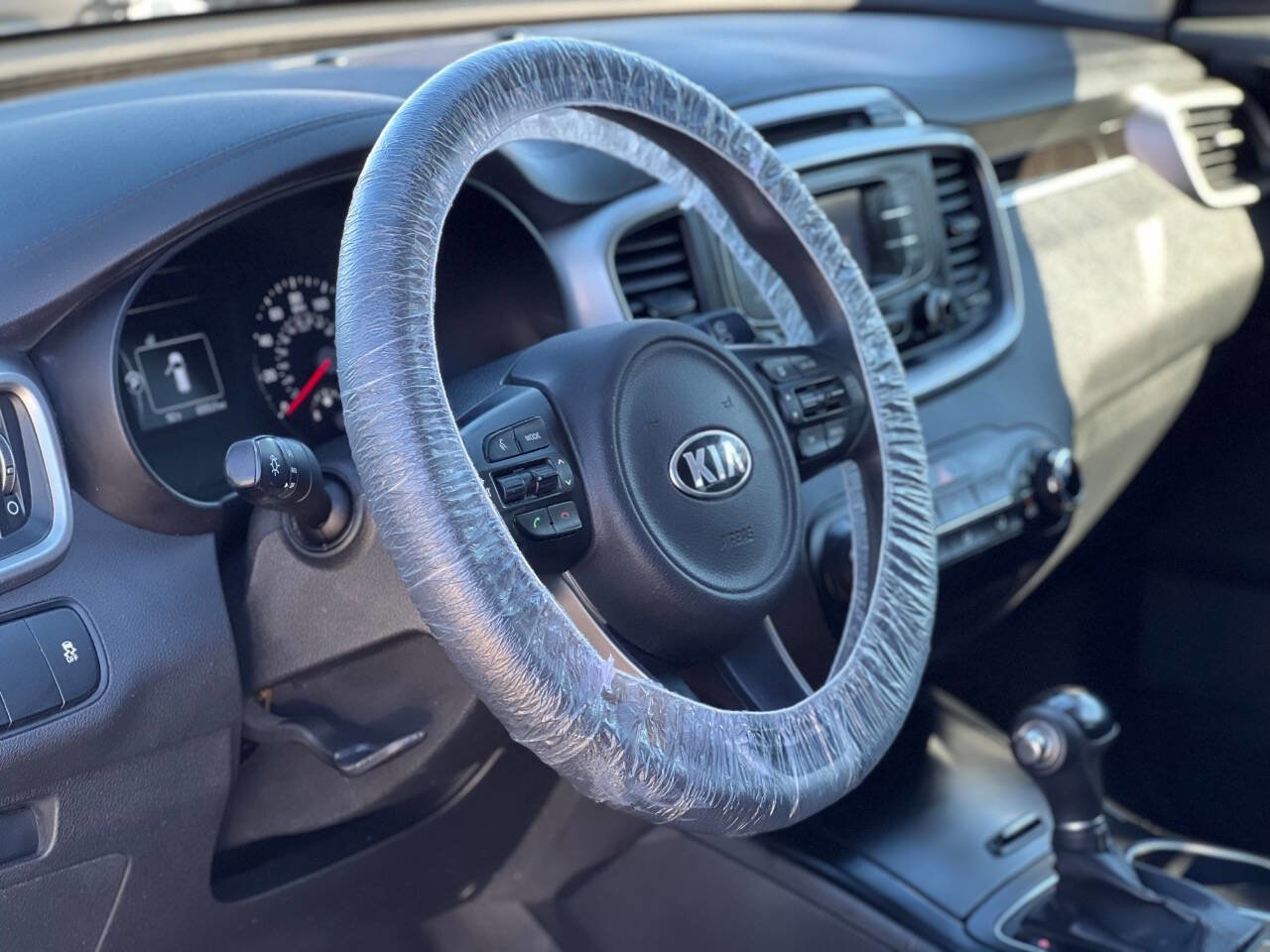 Used 2016 Kia Sorento LX 4dr SUV image 16