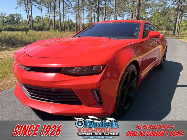 Used 2017 Chevrolet Camaro LT image 1