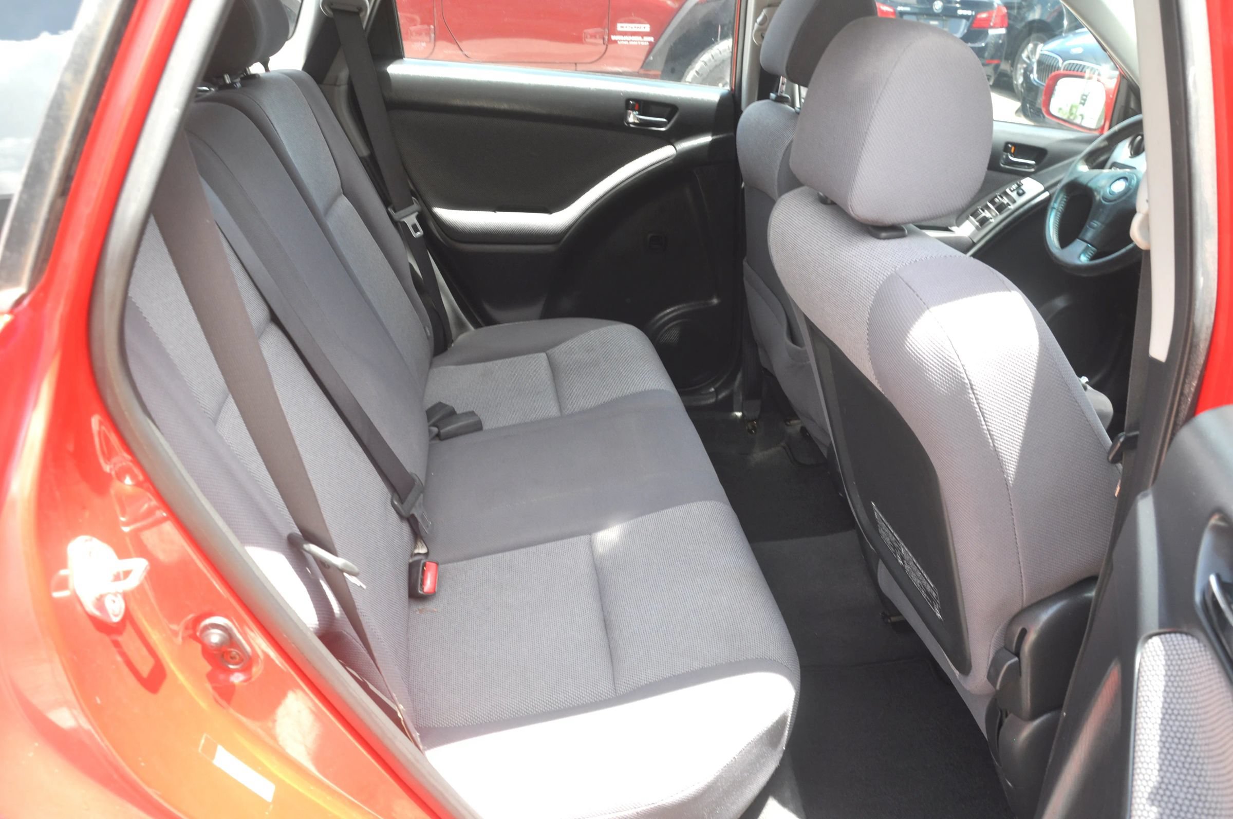 Used 2003 Toyota Matrix XR FWD image 20