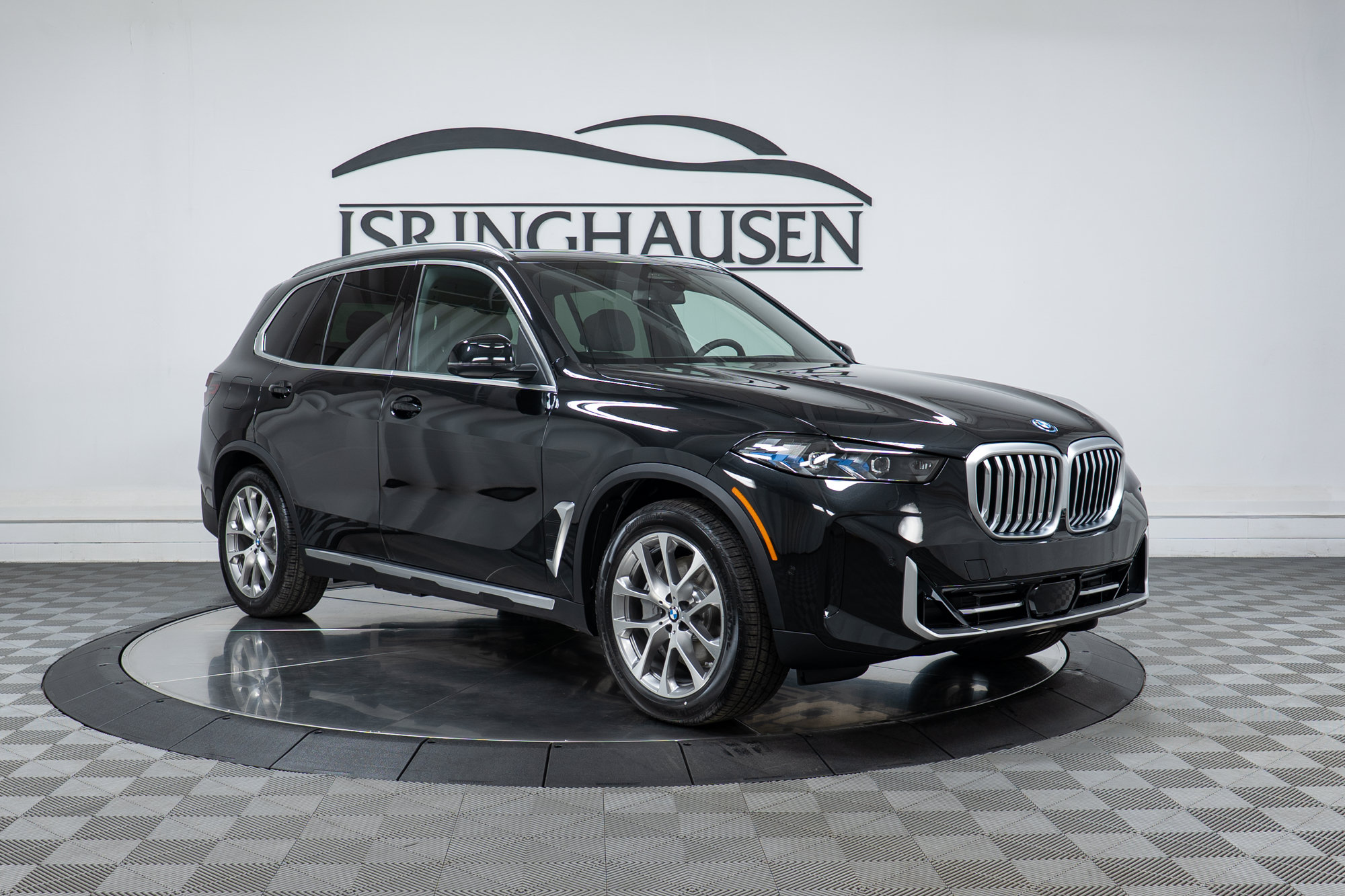 Used 2026 BMW X5 xDrive50e w/ Climate Comfort Package AWD/4WD image 3